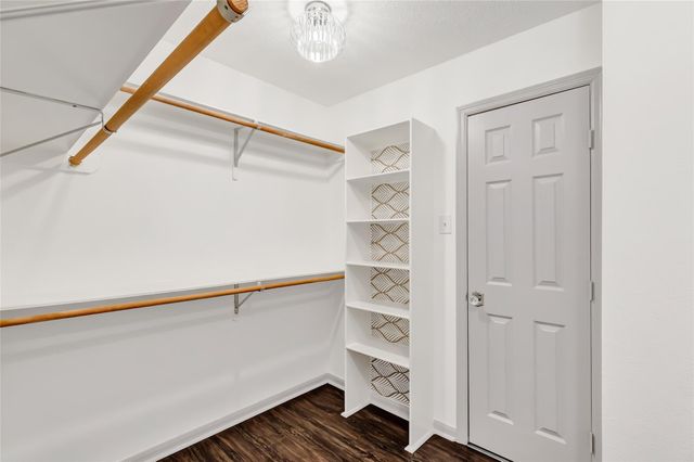 2346 Summit Way Court, Houston, TX 77339