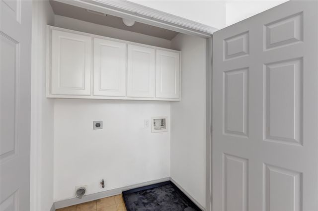 2346 Summit Way Court, Houston, TX 77339