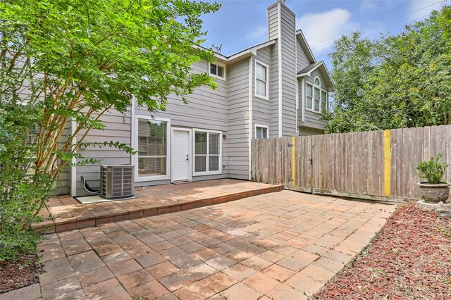 2346 Summit Way Court, Houston, TX 77339