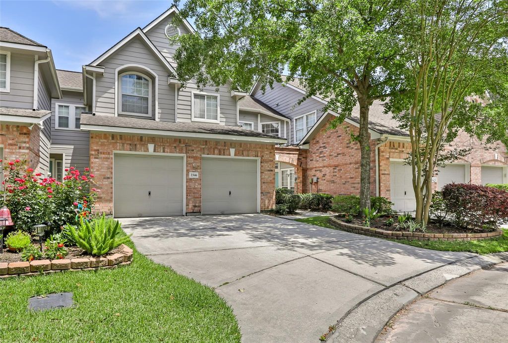 2346 Summit Way Court, Houston, TX 77339