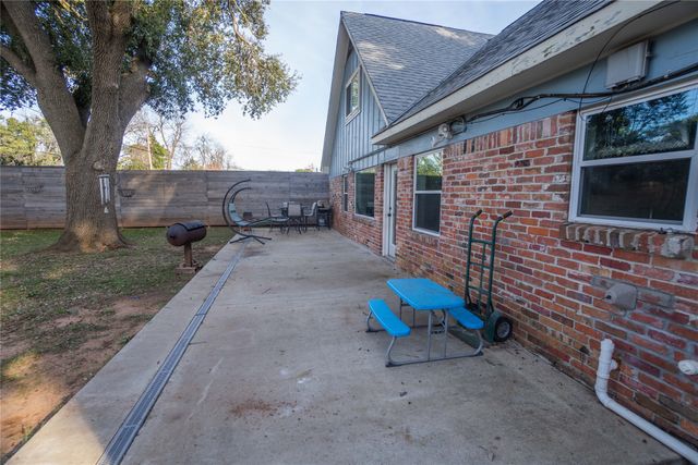 176 Chelsea Drive, Shreveport, LA 71105