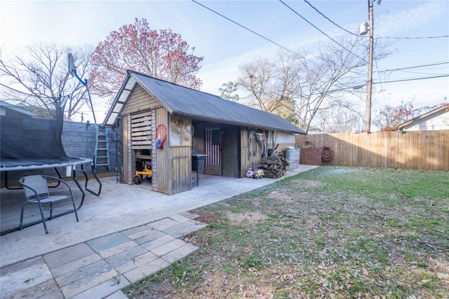 176 Chelsea Drive, Shreveport, LA 71105