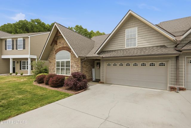 2222 McCampbell Wells Way, Knoxville, TN 37924