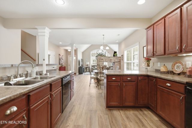 2222 McCampbell Wells Way, Knoxville, TN 37924