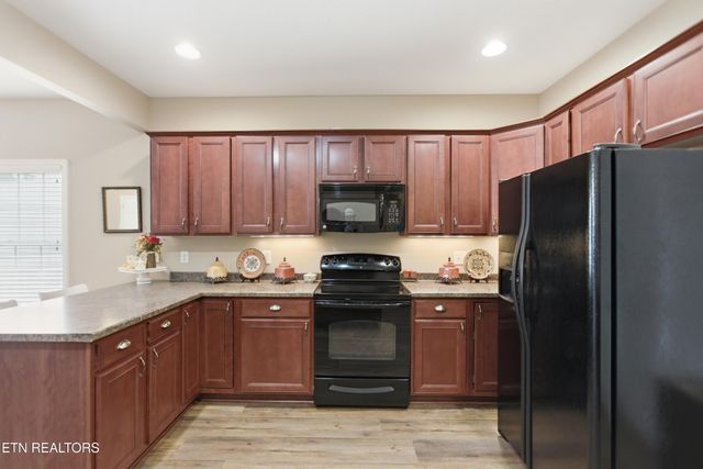 2222 McCampbell Wells Way, Knoxville, TN 37924