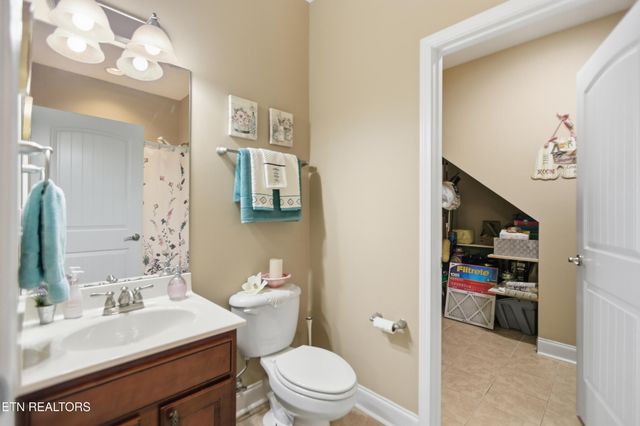2222 McCampbell Wells Way, Knoxville, TN 37924