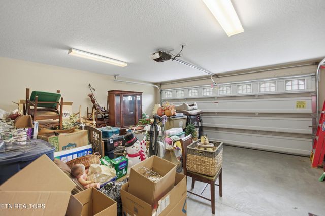 2222 McCampbell Wells Way, Knoxville, TN 37924