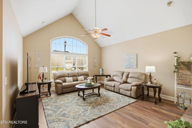 2222 McCampbell Wells Way, Knoxville, TN 37924