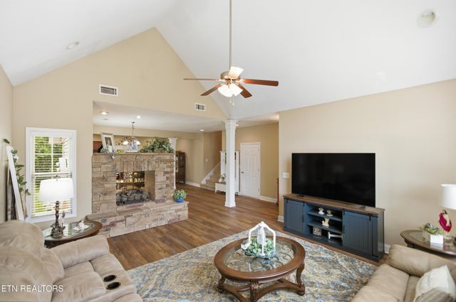 2222 McCampbell Wells Way, Knoxville, TN 37924