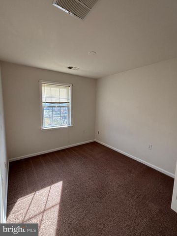 14 EFFIE LN, Martinsburg, WV 25404