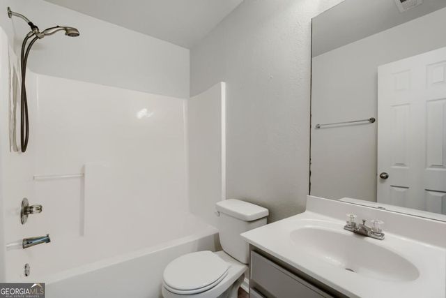222 Ranier Ct., Canton, GA 30114