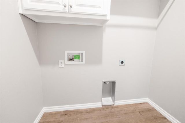 8301 Hazelwood Way, Edmond, OK 73034