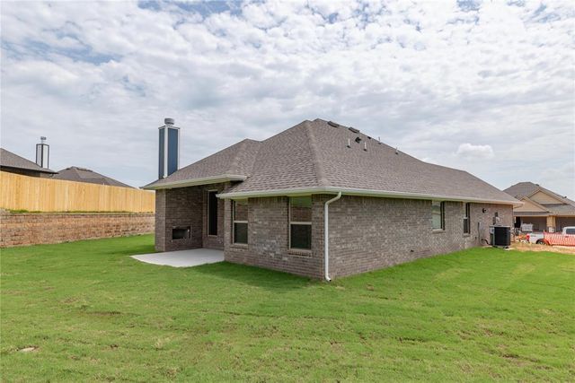 8301 Hazelwood Way, Edmond, OK 73034