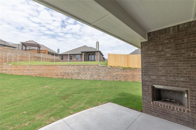 8301 Hazelwood Way, Edmond, OK 73034