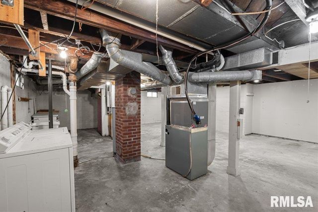 504 19TH Avenue, Rock Island, IL 61201