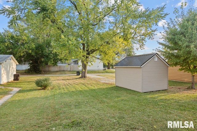 504 19TH Avenue, Rock Island, IL 61201