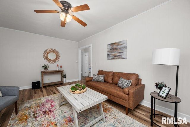 504 19TH Avenue, Rock Island, IL 61201