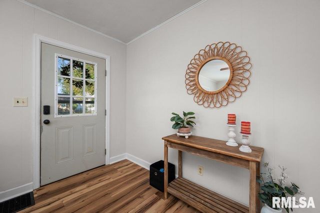 504 19TH Avenue, Rock Island, IL 61201