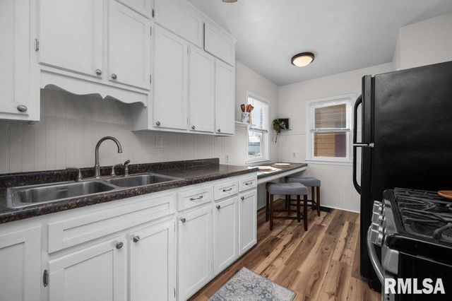 504 19TH Avenue, Rock Island, IL 61201