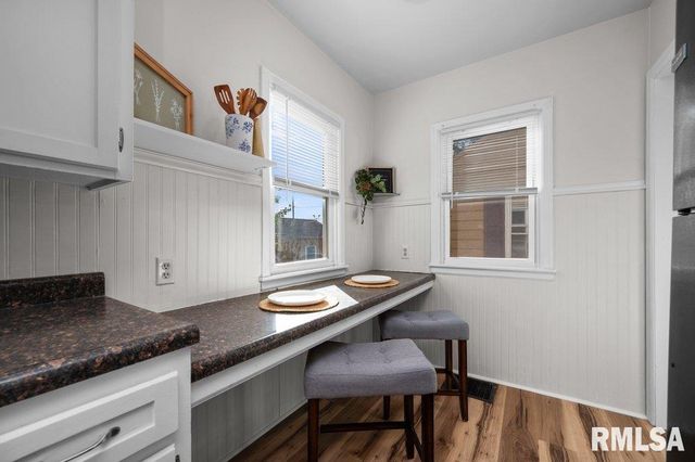 504 19TH Avenue, Rock Island, IL 61201