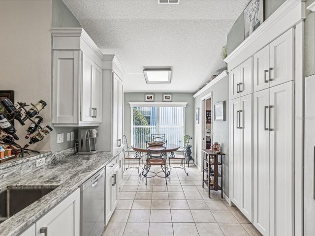 11404 TURTLE DOVE PLACE, New Port Richey, FL 34654