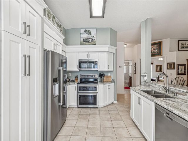 11404 TURTLE DOVE PLACE, New Port Richey, FL 34654