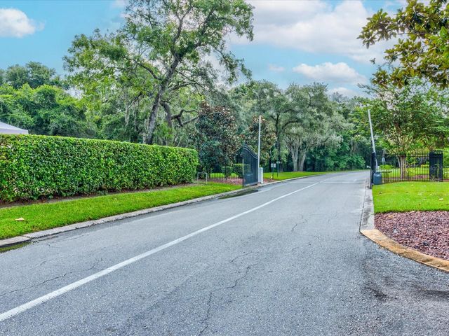 11404 TURTLE DOVE PLACE, New Port Richey, FL 34654
