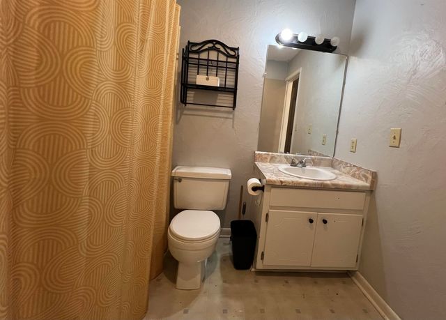 210 Pilot Hill Road, Salem, AR 72576