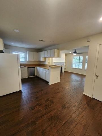 2908 Jadewood CT A, Austin, TX 78748