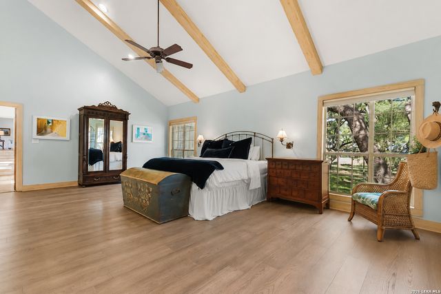 122 WOODLAND RANCH RD, Boerne, TX 78015