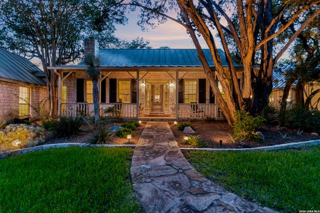 122 WOODLAND RANCH RD, Boerne, TX 78015