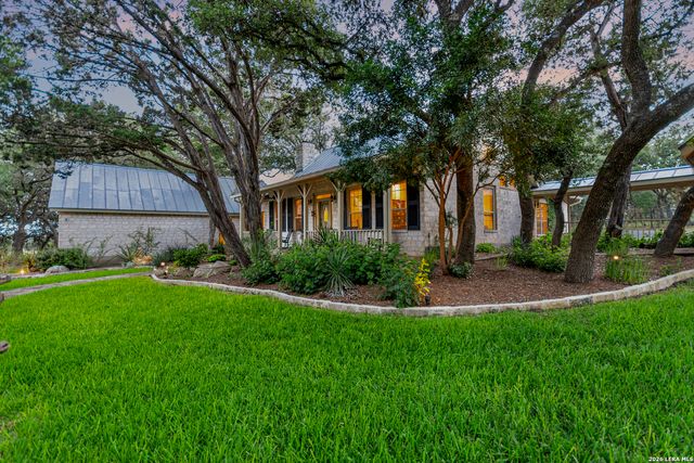 122 WOODLAND RANCH RD, Boerne, TX 78015