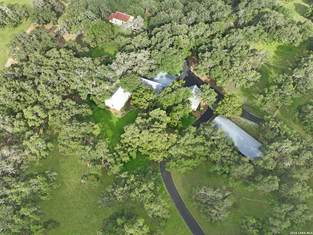 122 WOODLAND RANCH RD, Boerne, TX 78015