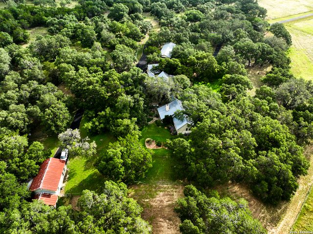 122 WOODLAND RANCH RD, Boerne, TX 78015