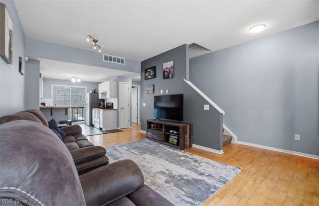 2055 E 36th Street, Cleveland, OH 44115