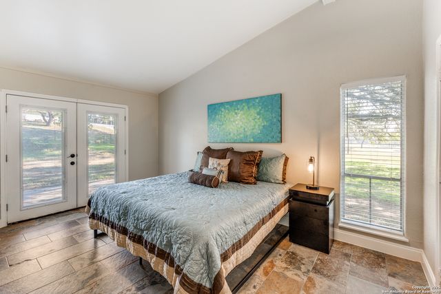 640 Crest Lane, New Braunfels, TX 78130