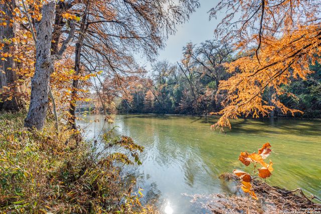 640 Crest Lane, New Braunfels, TX 78130