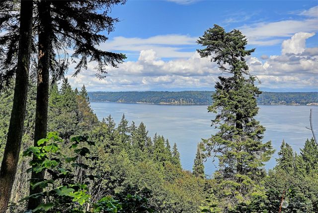 4081 Preserve Drive, Camano Island, WA 98282