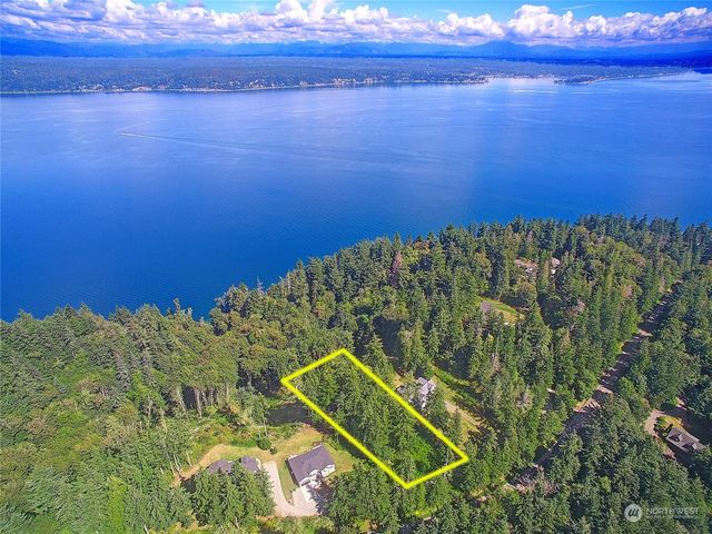 4081 Preserve Drive, Camano Island, WA 98282