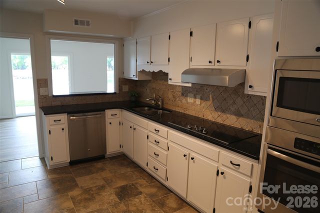 7423 Mariner Cove Drive, Cornelius, NC 28031