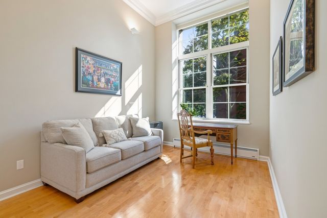 30 Monument Square 207, Boston, MA 02129