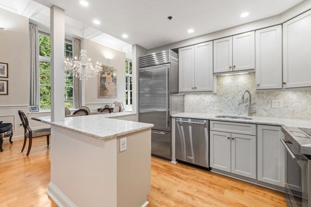 30 Monument Square 207, Boston, MA 02129