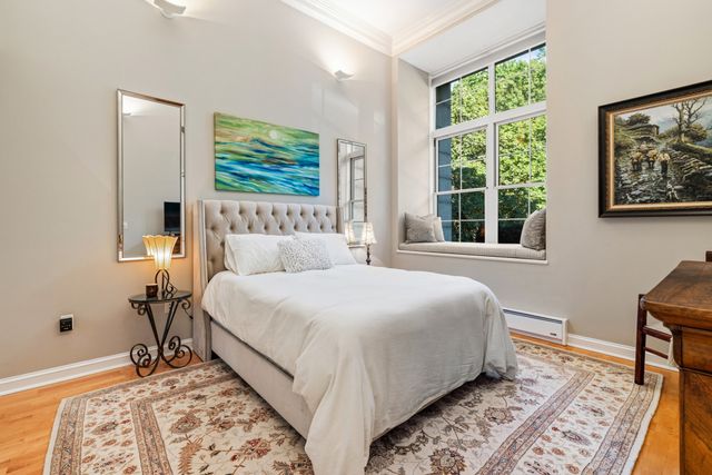 30 Monument Square 207, Boston, MA 02129