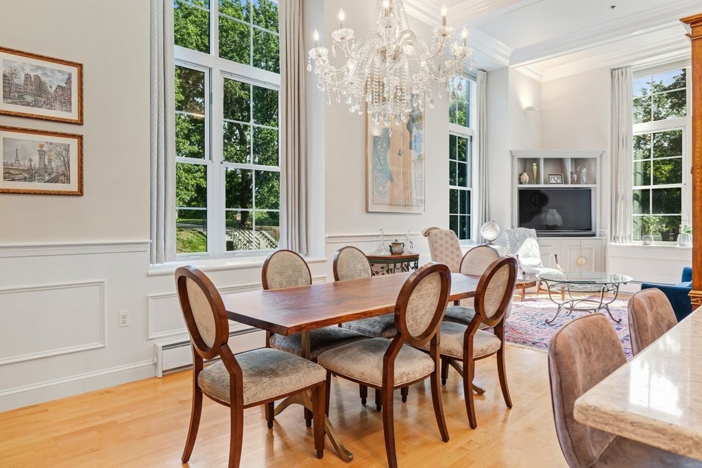 30 Monument Square 207, Boston, MA 02129