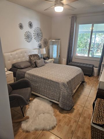 13431 SW 9th Place, Davie, FL 33325