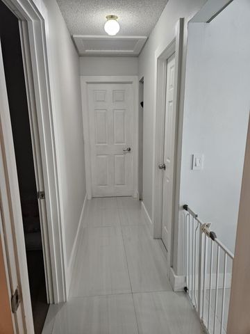 13431 SW 9th Place, Davie, FL 33325