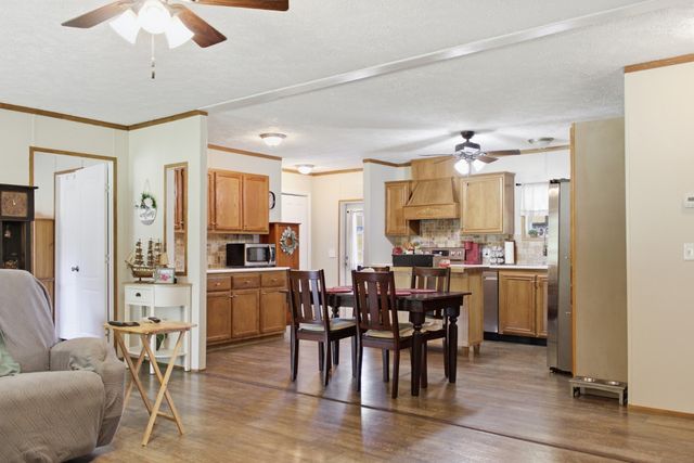 3300 Doyle Frazier Rd, Morrison, TN 37357