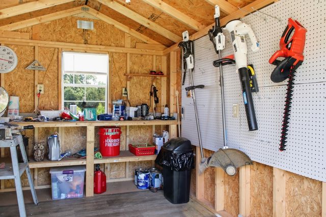 3300 Doyle Frazier Rd, Morrison, TN 37357