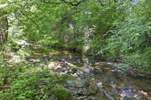 3300 Doyle Frazier Rd, Morrison, TN 37357