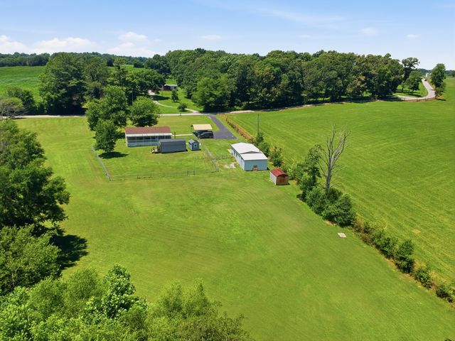 3300 Doyle Frazier Rd, Morrison, TN 37357